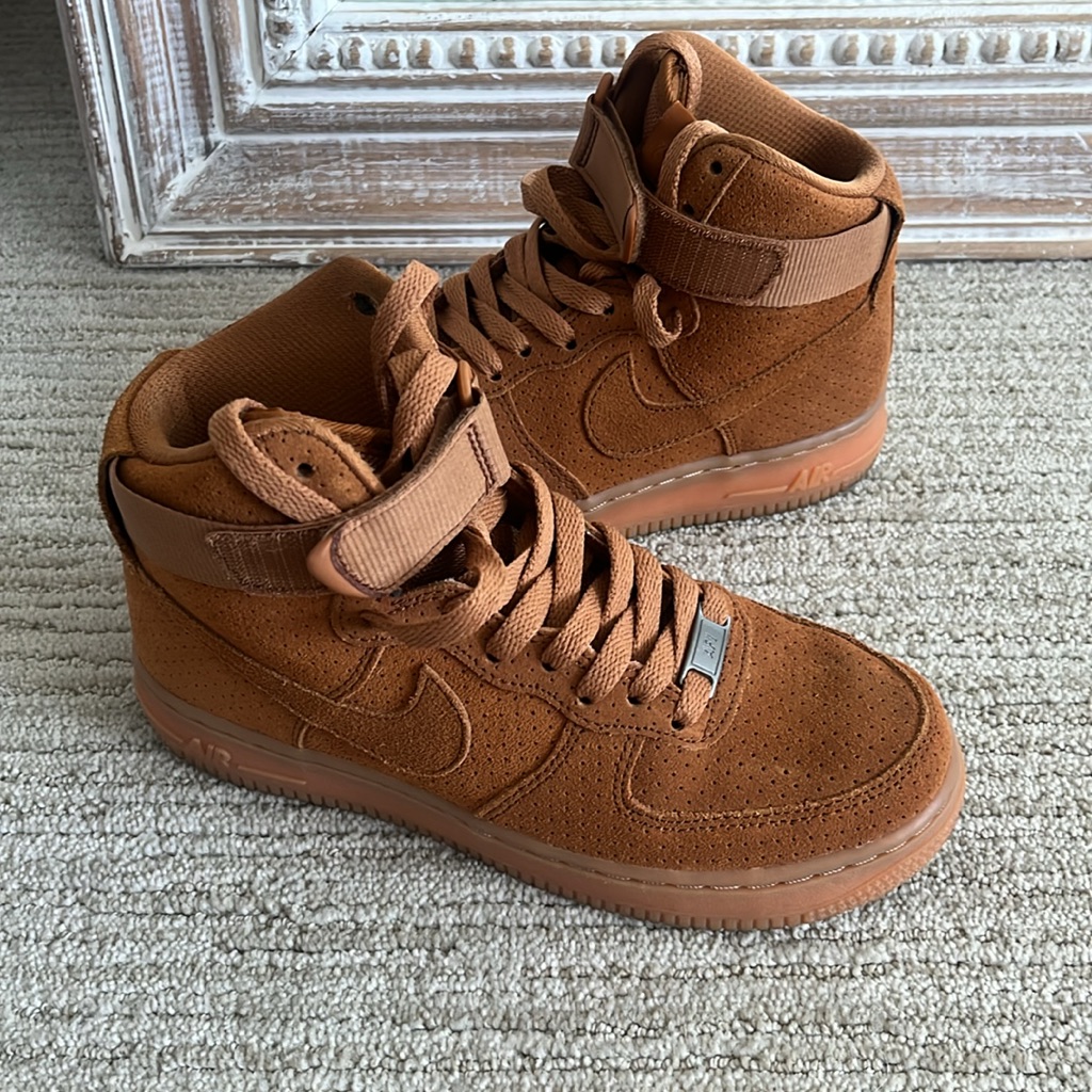 Gently Used, Nike Air Force 1 Hi Tops. Size 6.5